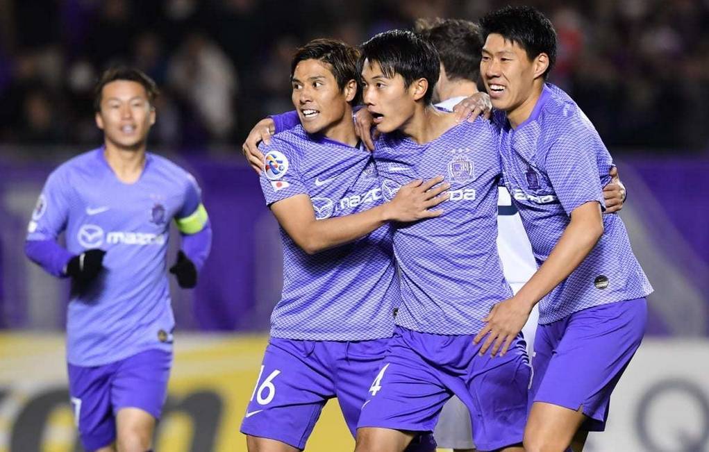 东京绿茵队力克对手，稳坐晋级位置