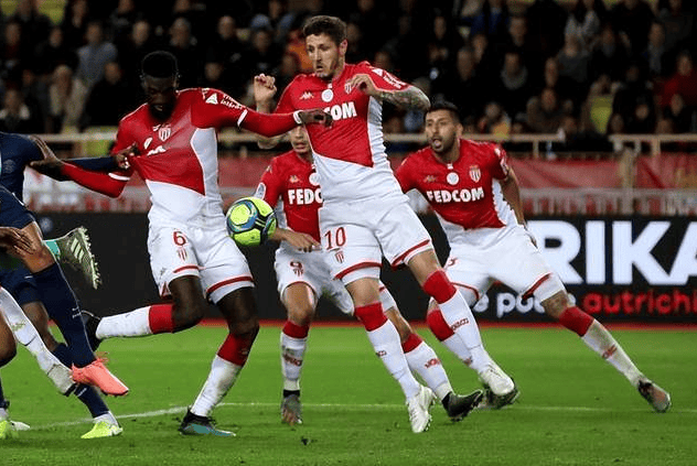 关于摩纳哥主场大胜巴黎FC，联赛排名逐渐回暖的信息