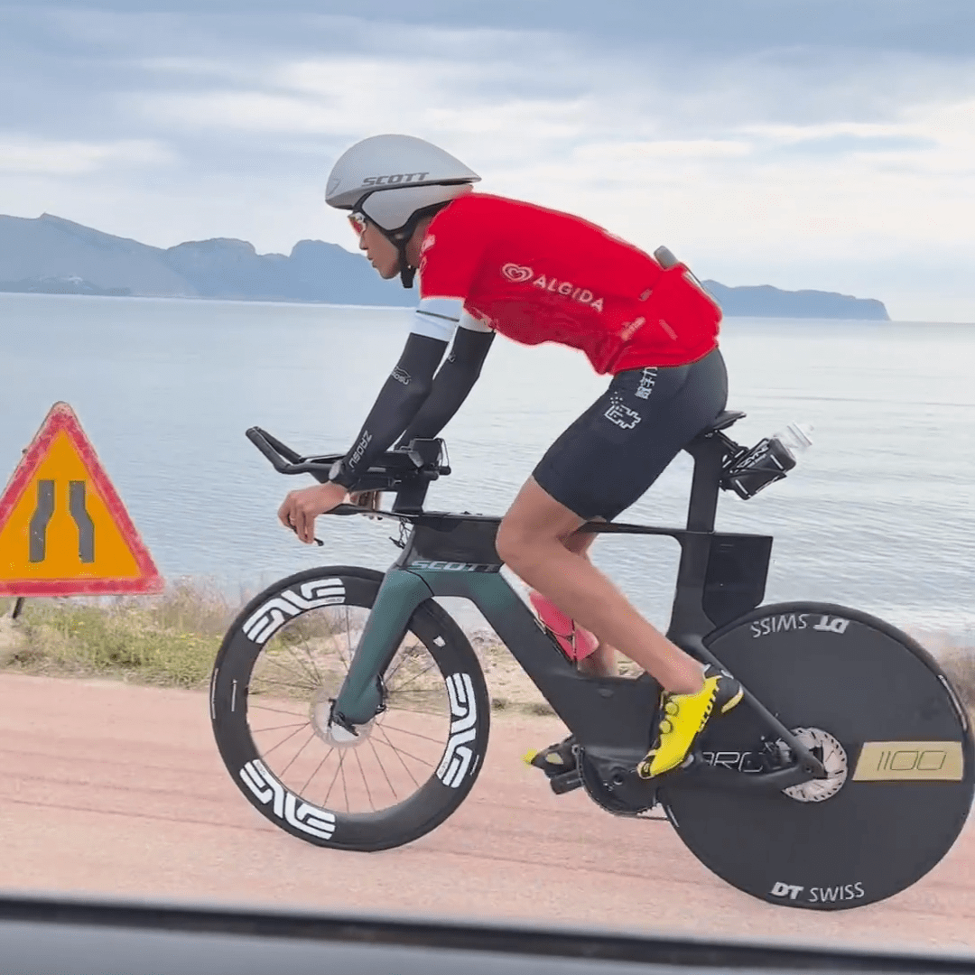 关于吉尔吉斯斯坦选手刷新国内记录的信息